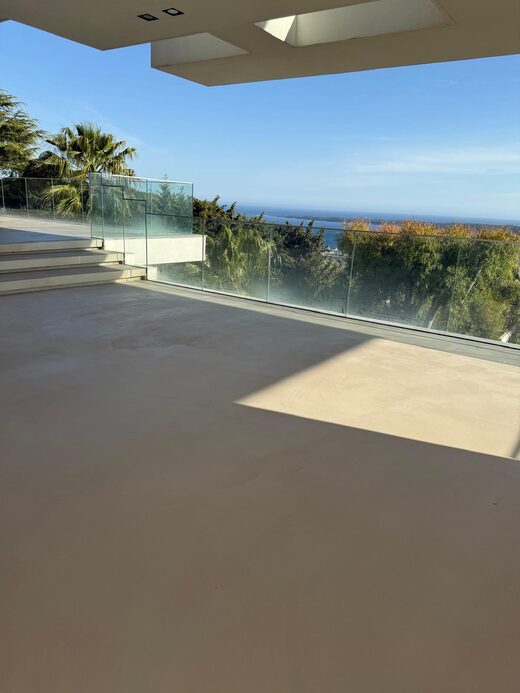 R&#x00E9;fection&#x20;d&#x2019;un&#x20;sol&#x20;de&#x20;terrasse&#x20;&#x00E0;&#x20;Cannes