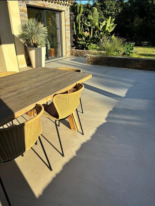 Terrasse&#x20;ext&#x00E9;rieure&#x20;haut&#x20;de&#x20;gamme&#x20;&#x3A;&#x20;&#x00E9;l&#x00E9;gance&#x20;&amp;amp&#x3B;&#x20;durabilit&#x00E9;